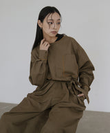 パイピングジャンプスーツ