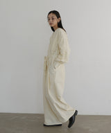 パイピングジャンプスーツ