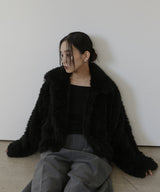 スタンドカラーフェイクファーブルゾン