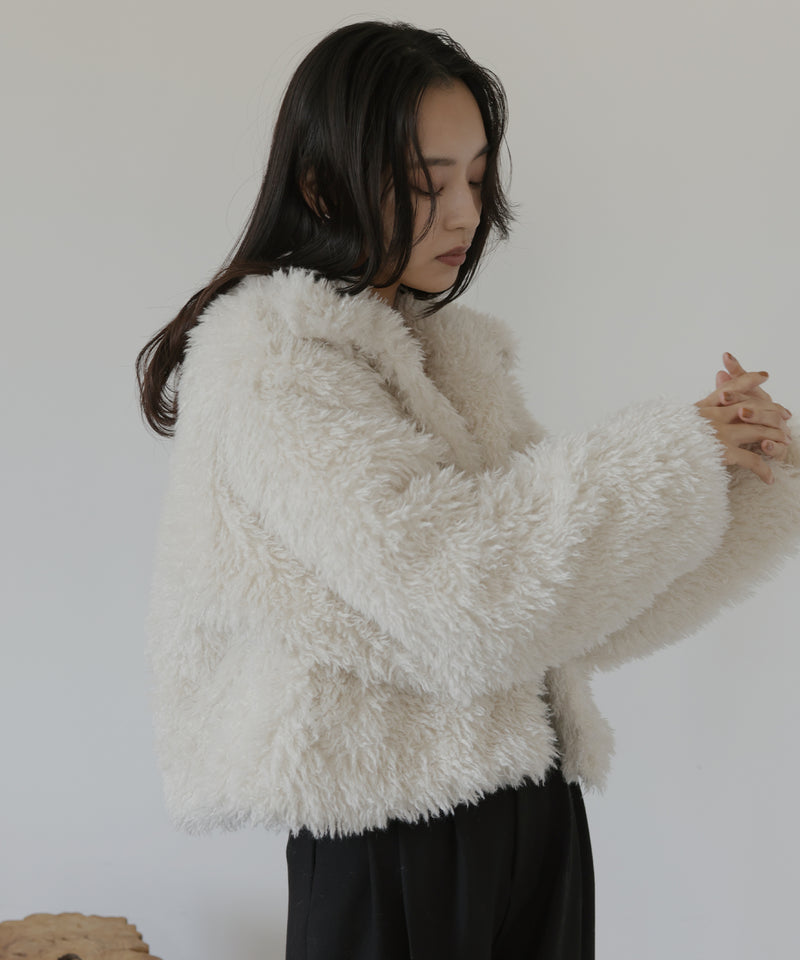 スタンドカラーフェイクファーブルゾン