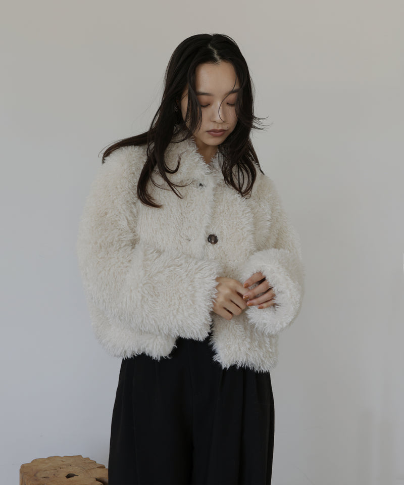 スタンドカラーフェイクファーブルゾン