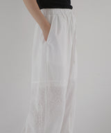 【2月中旬予約商品】刺繍レースイージーパンツ