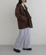 ムートンボアリバーシブルコート