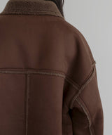 ムートンボアリバーシブルコート