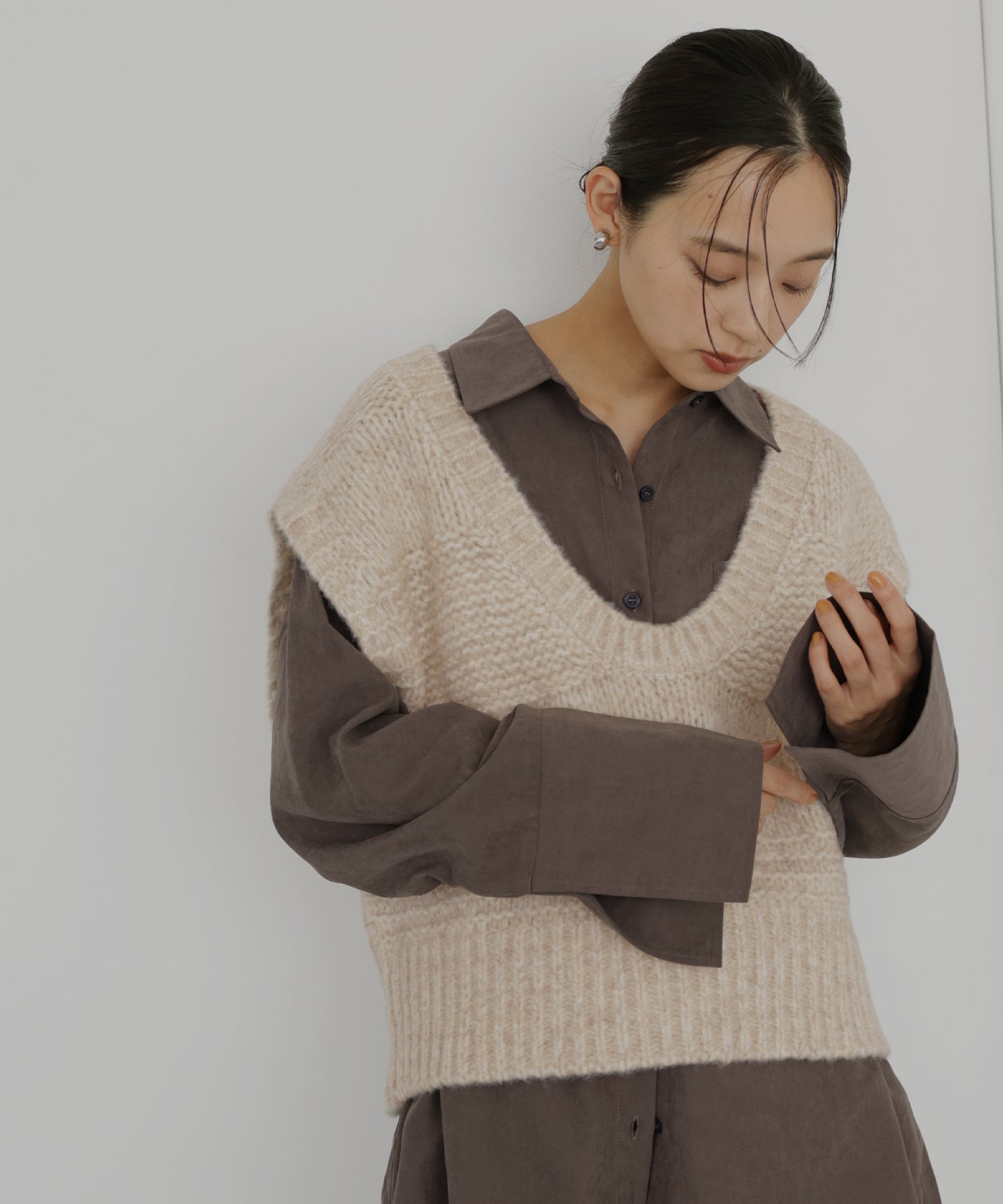 イエナグ　Vネック ニットベスト m-01-1.jpg
