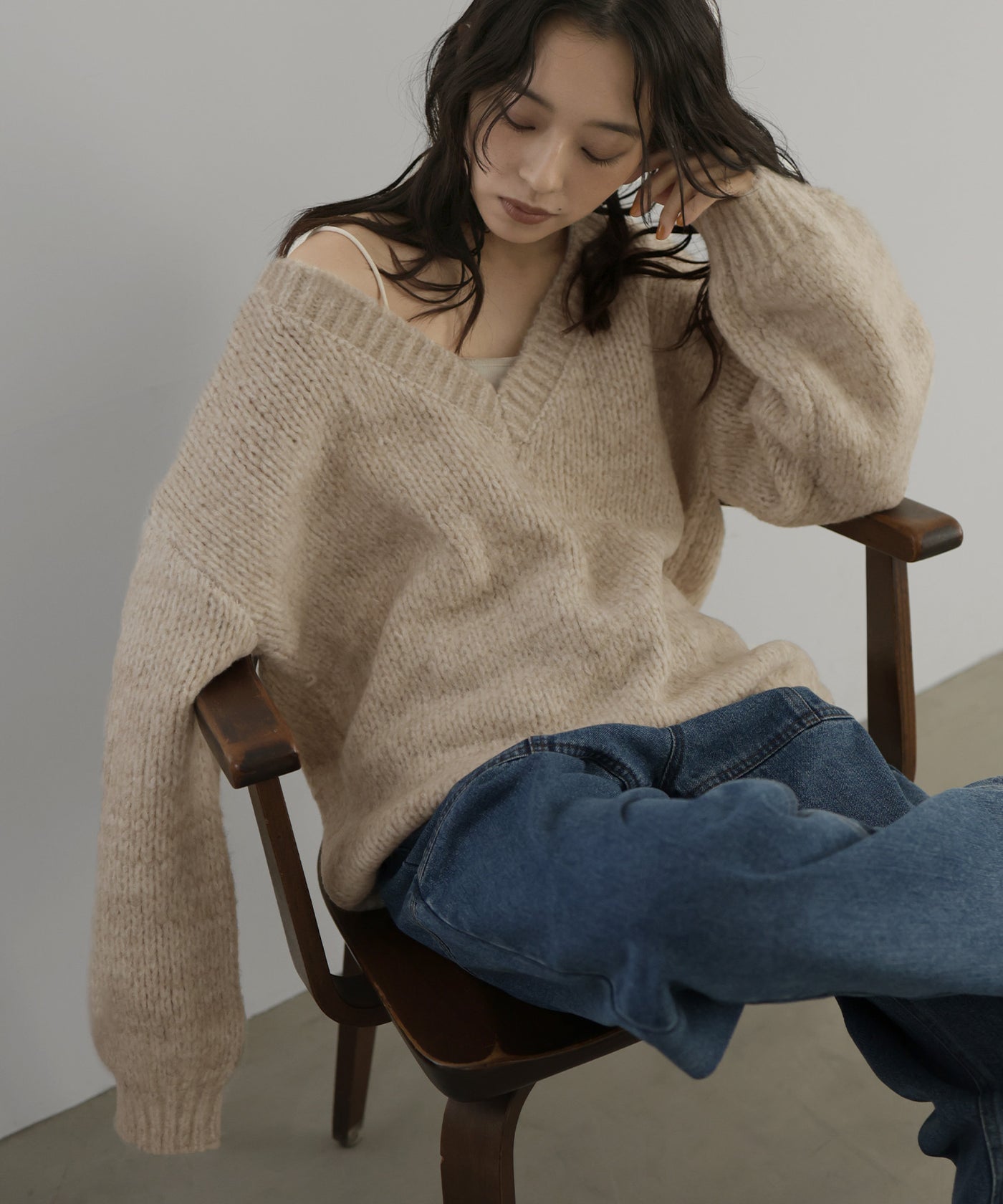 ミックスVネックニットプルオーバー – hellam