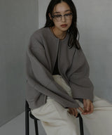 ジップアップニットカーデ