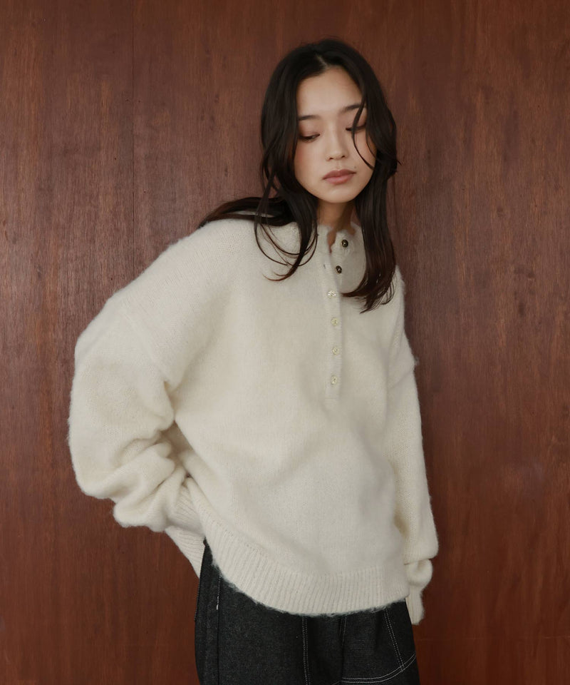 ヘンリーネックシャギーニット