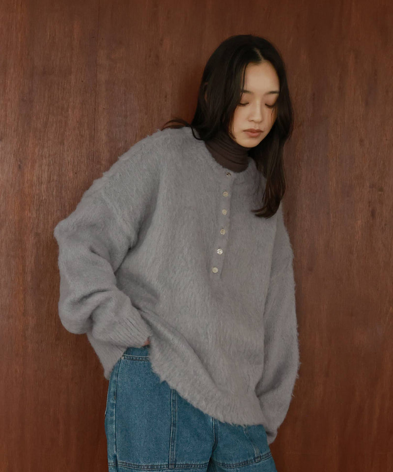ヘンリーネックシャギーニット