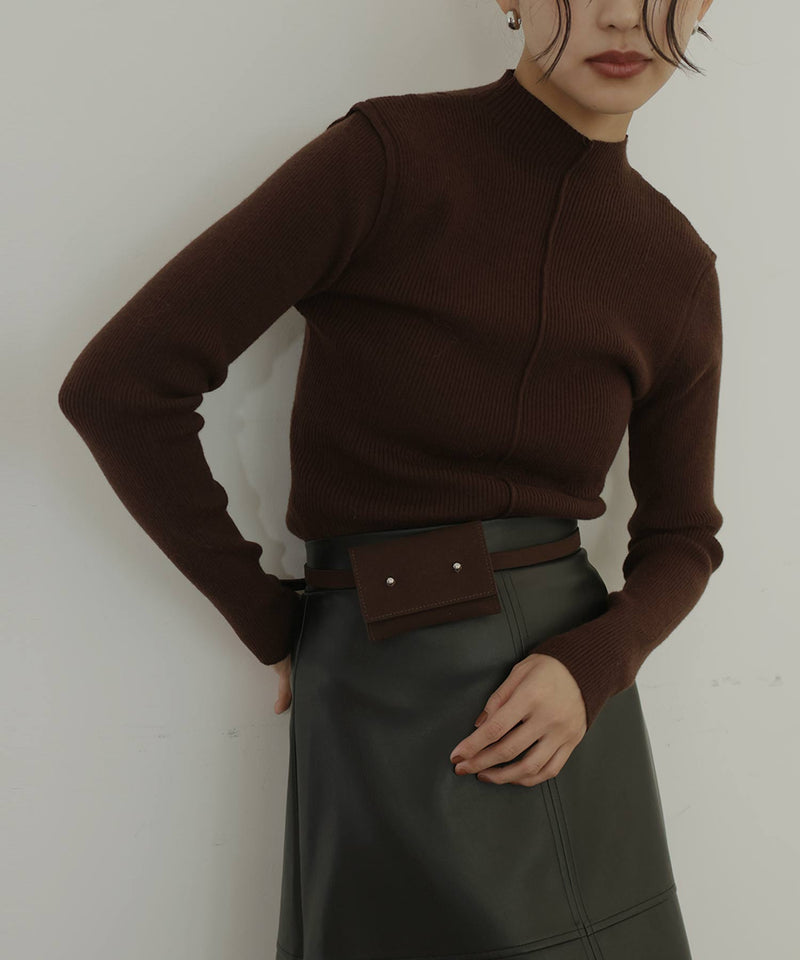 モックネックシェルボタンリブニット