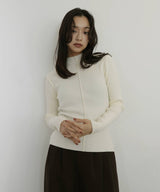 モックネックシェルボタンリブニット