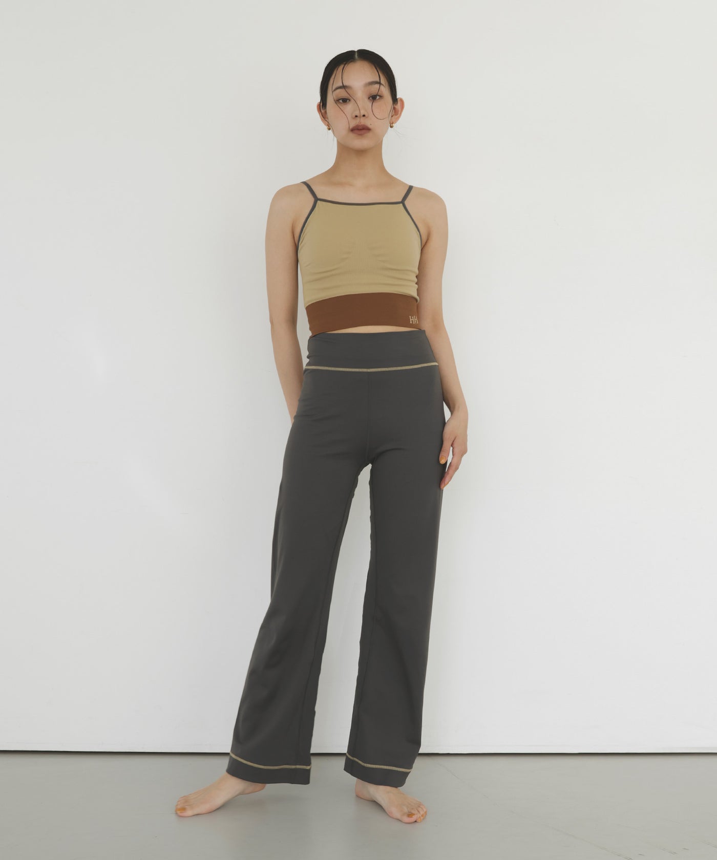 一部予約商品】 カップ付きヨガウェアブラトップ – hellam