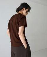 配色刺繍ロゴTシャツ