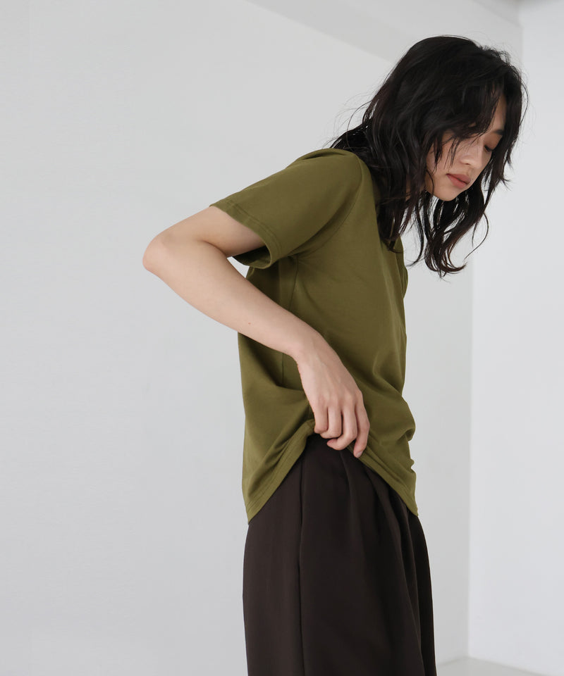 配色刺繍ロゴTシャツ