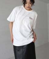 配色刺繍ロゴTシャツ