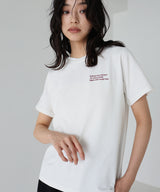 配色刺繍ロゴTシャツ