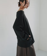 ボートネックワイドスウェット