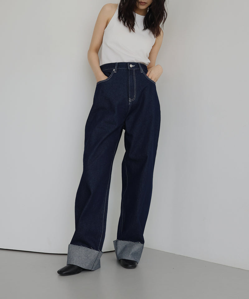ロールアップデニムパンツ