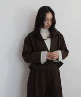 テーラードショートジャケット