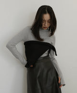 トライアングルニットスカーフ