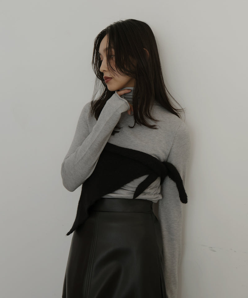 トライアングルニットスカーフ