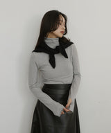 トライアングルニットスカーフ