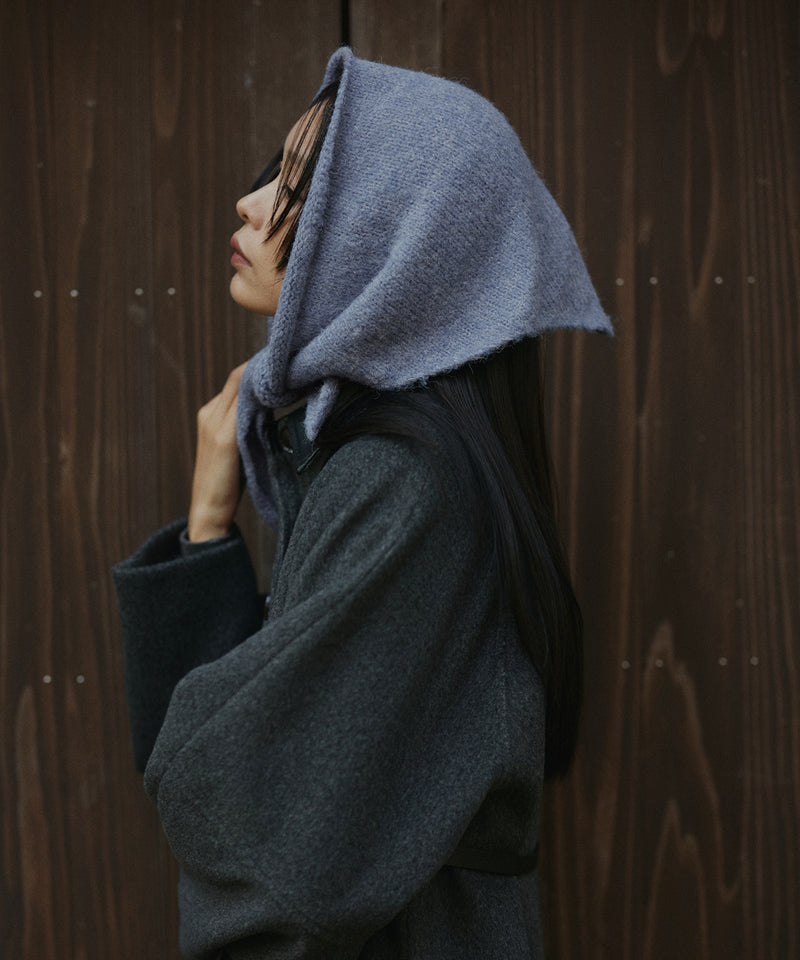 トライアングルニットスカーフ