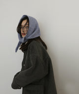 トライアングルニットスカーフ