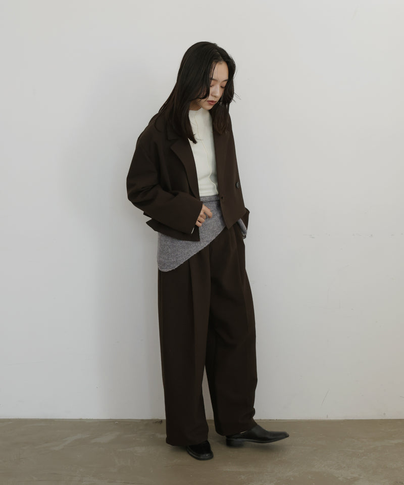 トライアングルニットスカーフ