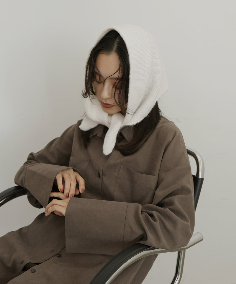 トライアングルニットスカーフ