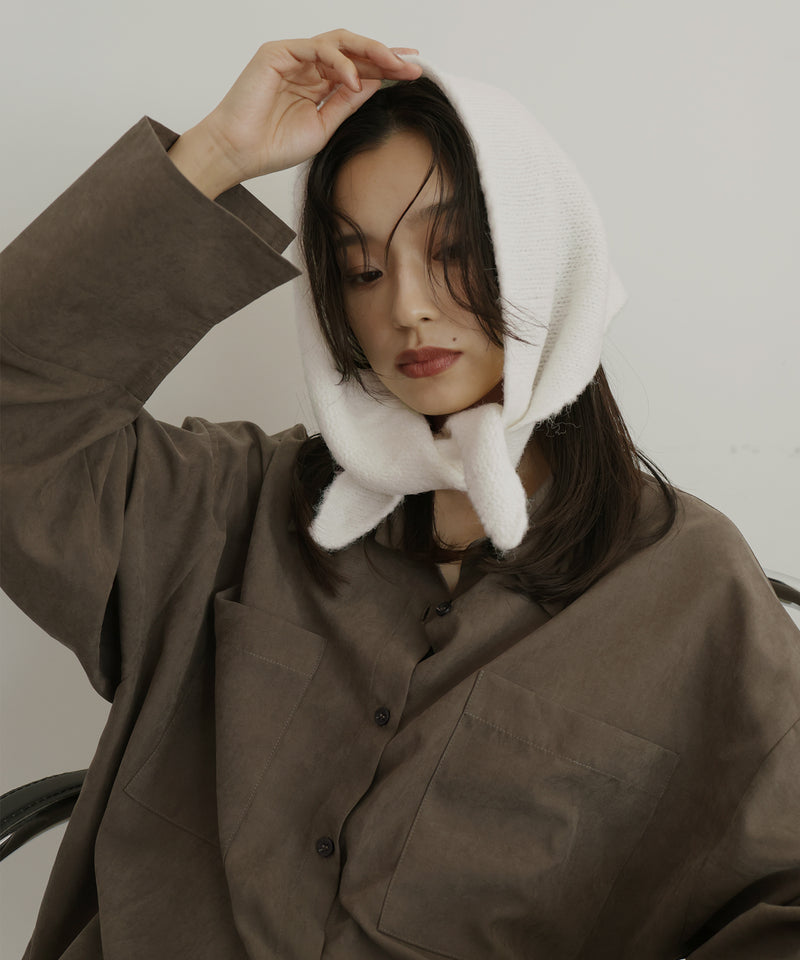 トライアングルニットスカーフ