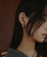 ボリュームドロップピアス