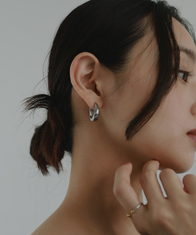ボリュームドロップピアス – hellam