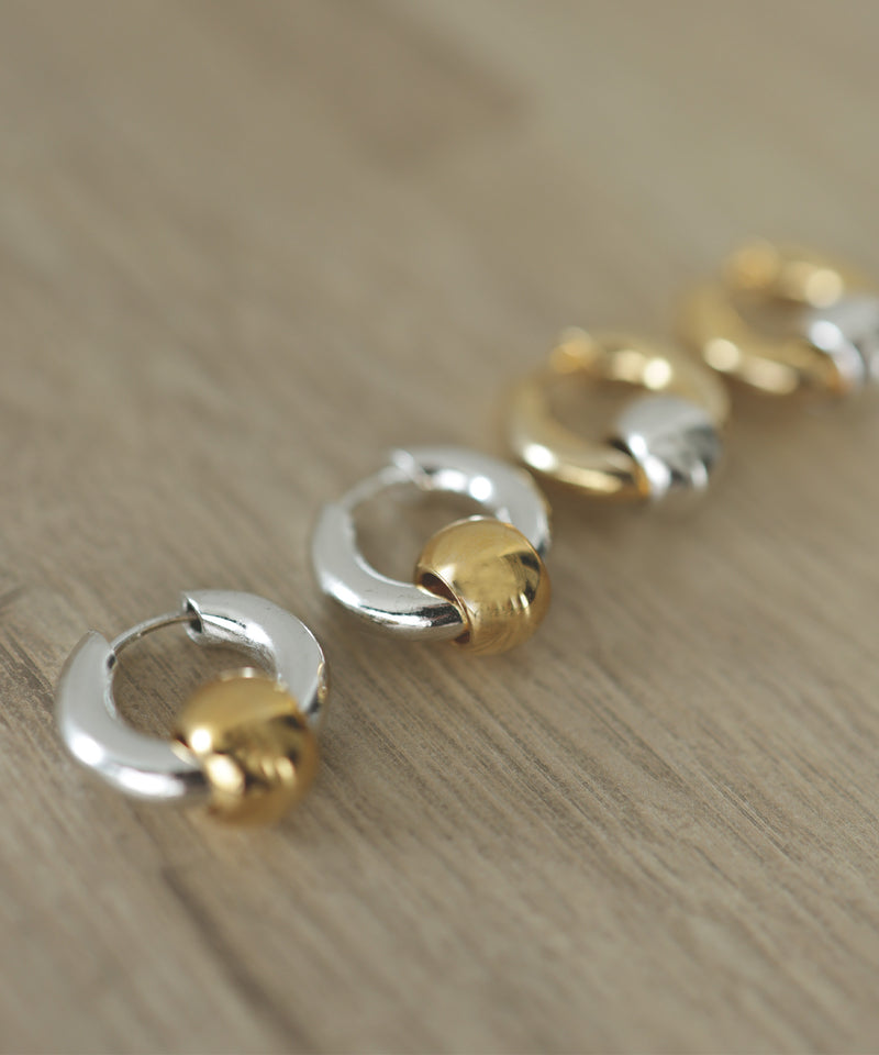 バイカラーボールフープピアス – hellam