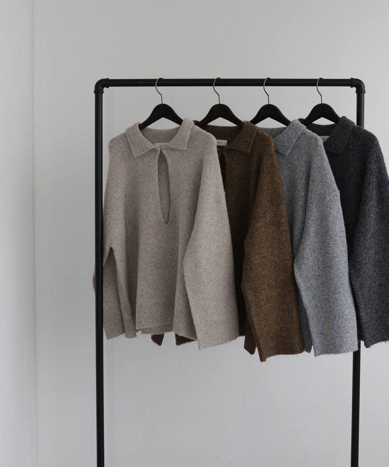 キーネックニットポロ