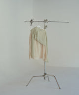 メッシュプルオーバーニット