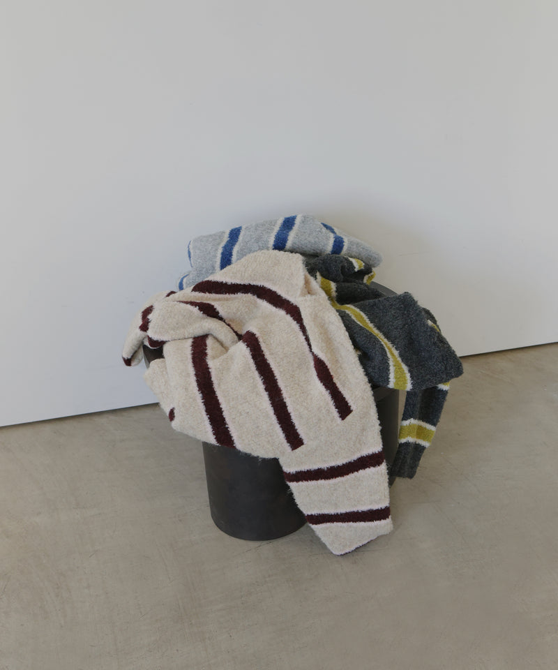 ブークレボーダーニットプルオーバー