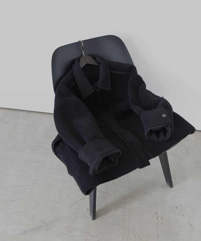 ムートンボアリバーシブルコート