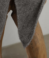 トライアングルニットスカーフ