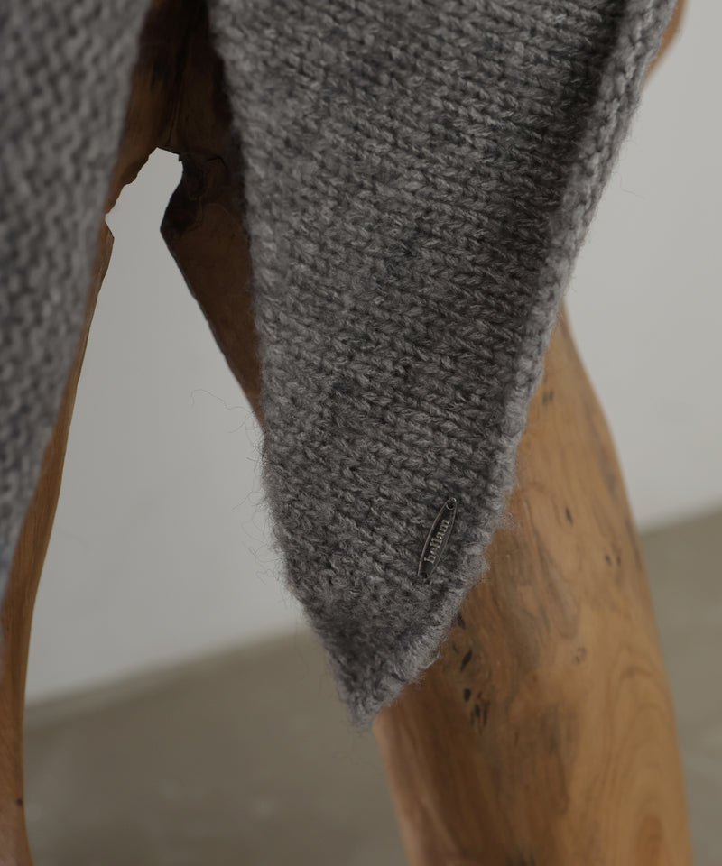 トライアングルニットスカーフ