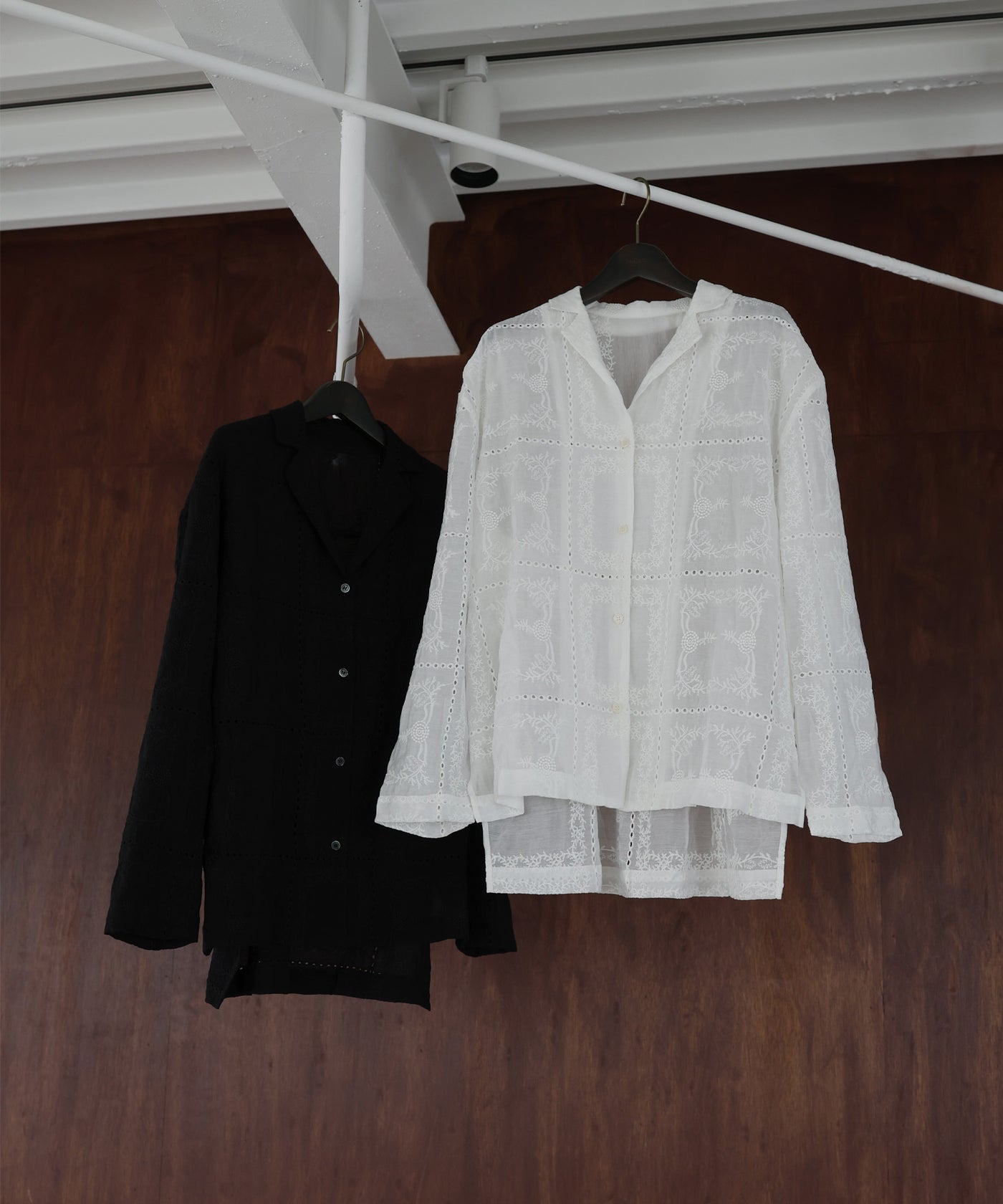 カットワークレースシャツ カットワークレースシャツ – hellam