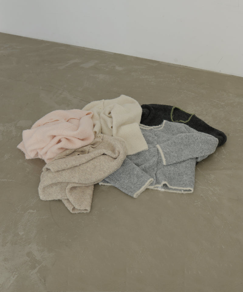 ブークレクルーネックカーディガン