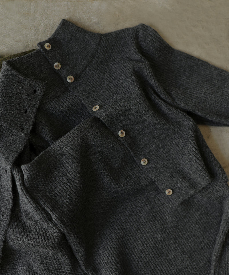 【12月上旬入荷】レイヤード風デザインニットプルオーバー