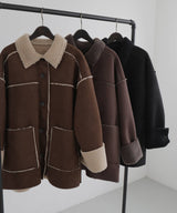 ムートンボアリバーシブルコート